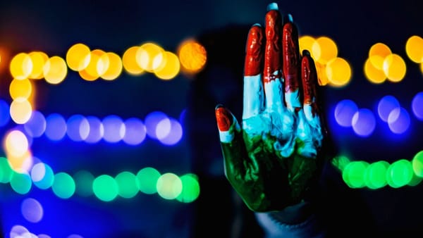 Rage Ground blog: The Therapeutic Benefits of Painting in a Splatter Room